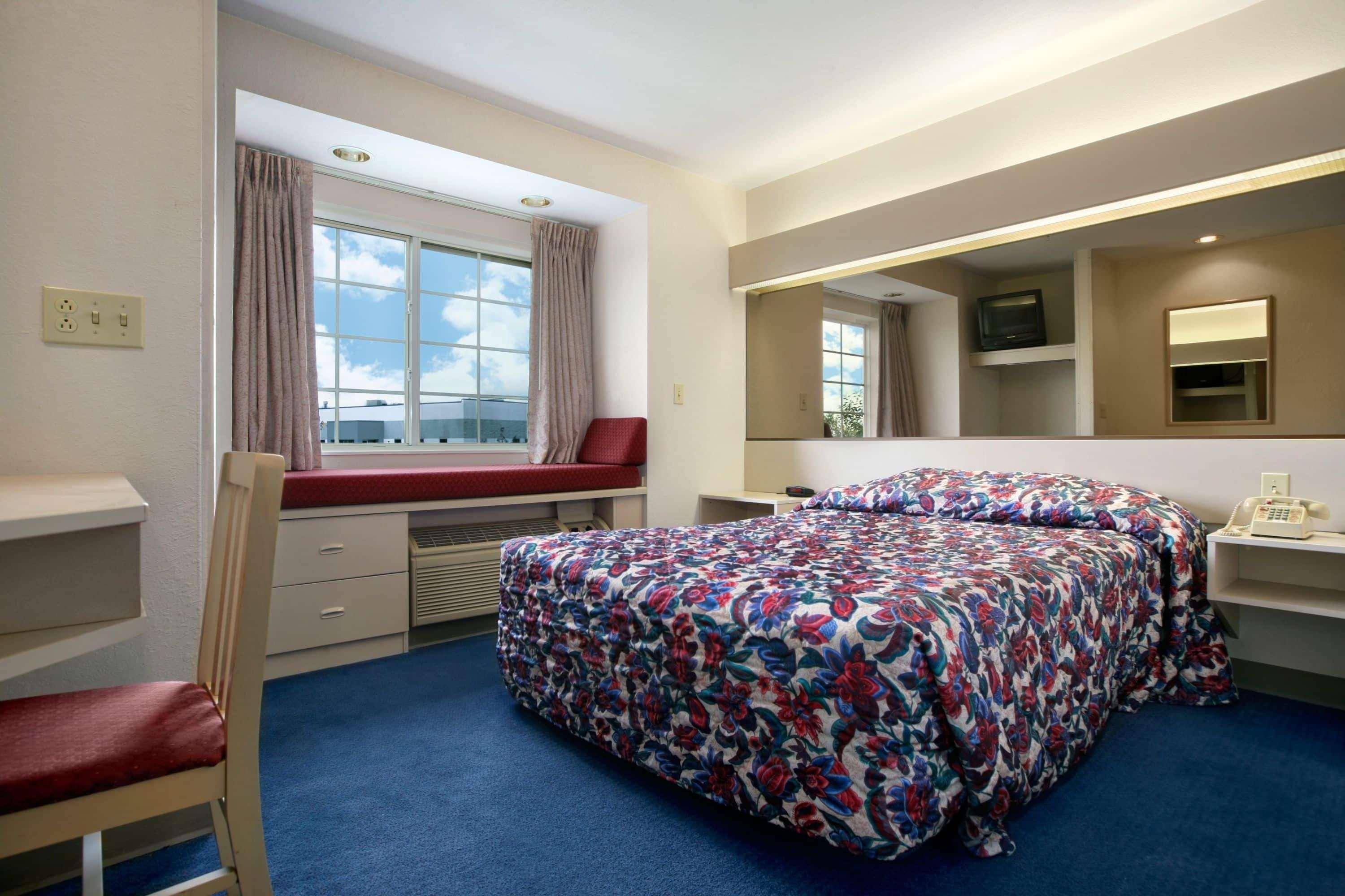 Microtel Inn By Wyndham Champaign Exteriör bild